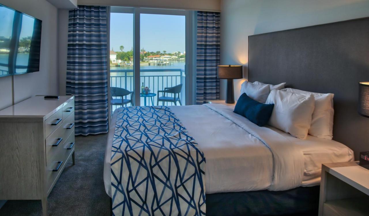 Provident Oceana Beachfront Suites เซนต์พีทบีช ภายนอก รูปภาพ
